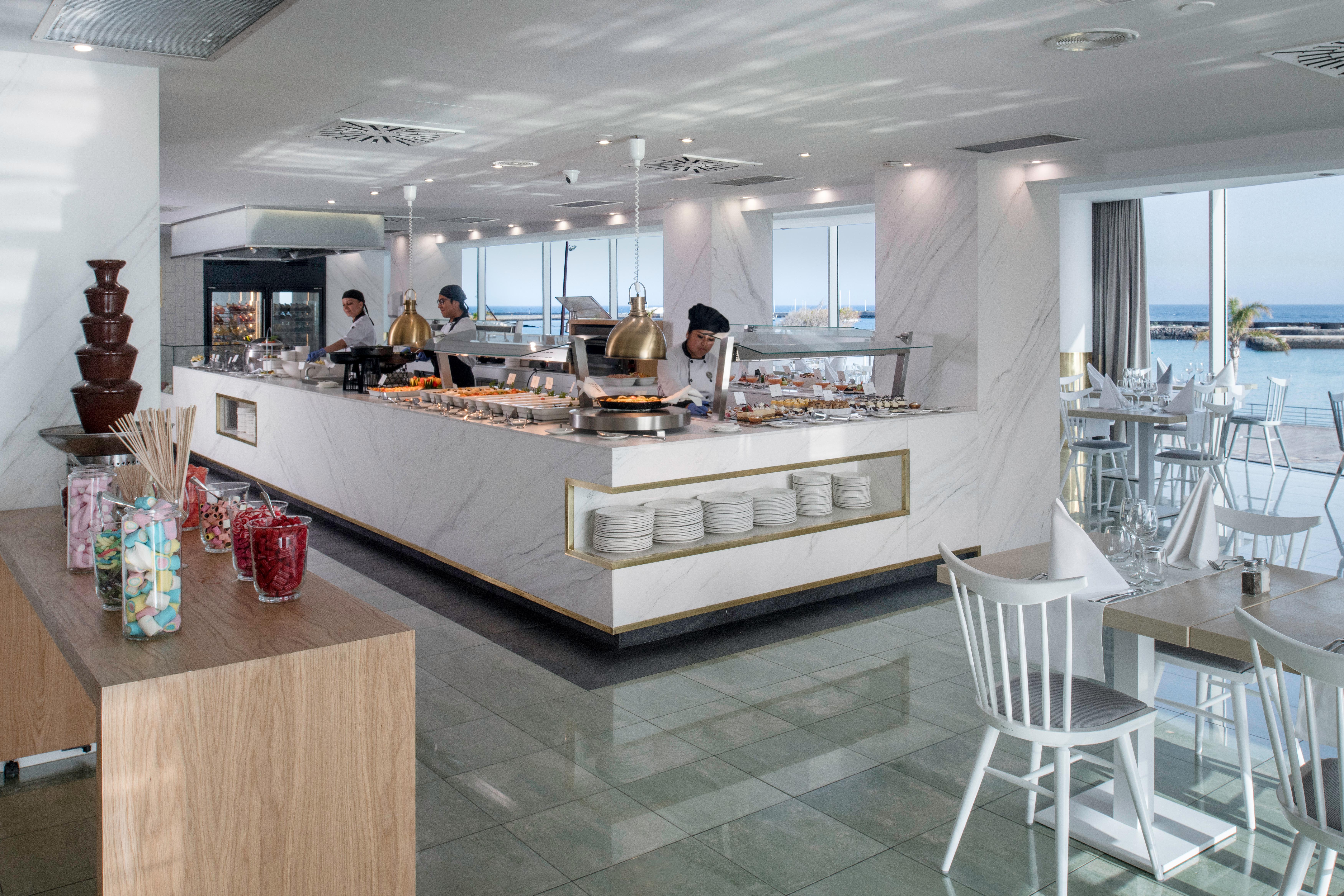 Arrecife Gran Hotel & Spa Εξωτερικό φωτογραφία The Club at Chania Airport