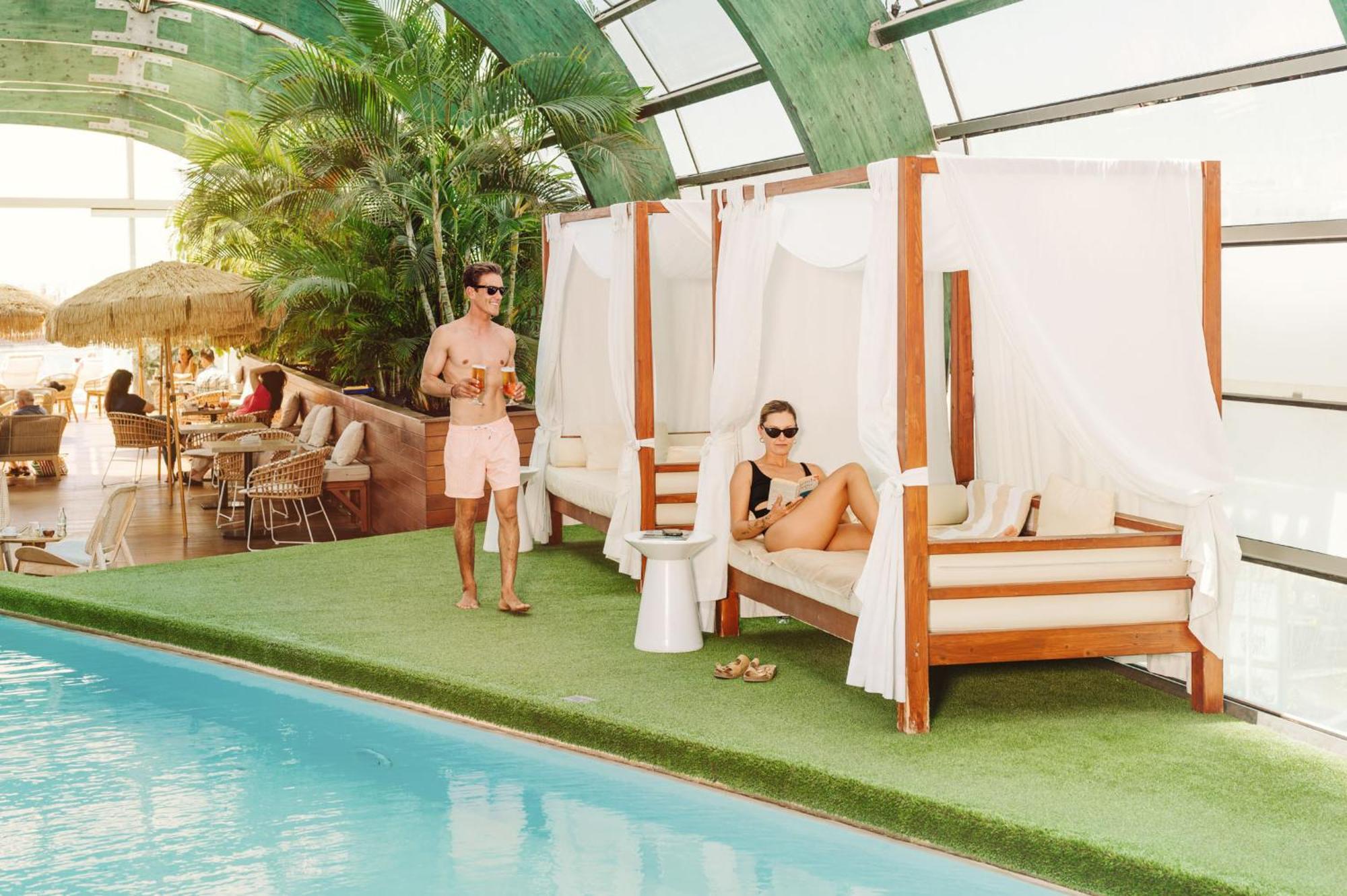 Arrecife Gran Hotel & Spa Εξωτερικό φωτογραφία The pool at the Standard East Village